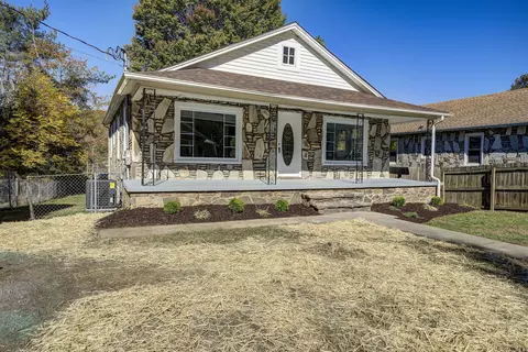 613 S Elm Avenue Erwin Tn 37650, Erwin, TN 37650 photo 3