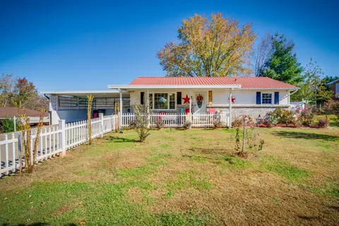 502 W Street Greeneville Tn 37745, Greeneville, TN 37745