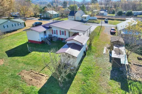 227 Old Fishery Road Erwin Tn 37650, Erwin, TN 37650 photo 5