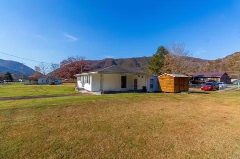 315 Melrose Street Hampton Tn 37658, Hampton, TN 37658 photo 23