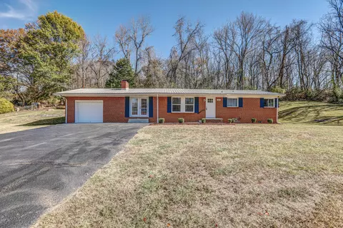 3487 Highway 390 Bluff City Tn 37618, Bluff City, TN 37618