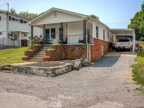 2105 E Watauga Avenue Johnson City Tn 37601, Johnson City, TN 37601