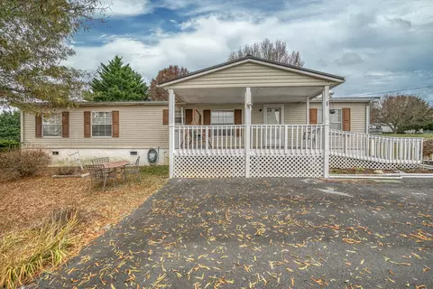 1156 Suncrest Drive Johnson City Tn 37615, Johnson City, TN 37615