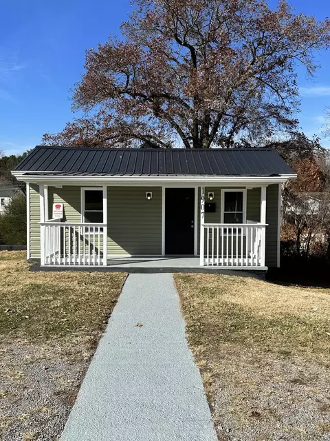 1907 E Myrtle Avenue Johnson City Tn 37601, Johnson City, TN 37601