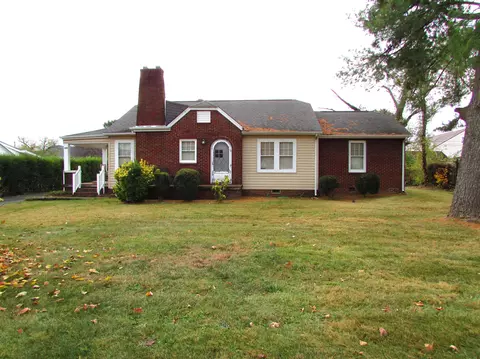 402 E C Street Elizabethton Tn 37643, Elizabethton, TN 37643