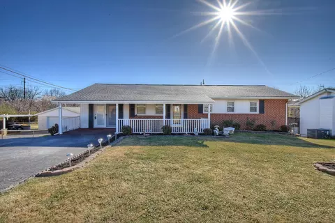 912 E Mountain View Road Johnson City Tn 37601, Johnson City, TN 37601