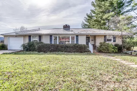 128 Hemlock Street Marion Va 24354, Marion, VA 24354