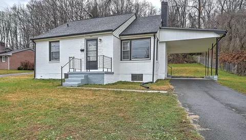1827 Valley Drive Drive Bristol Va 24201, Bristol, VA 24201