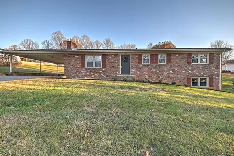 404 Cherokee Drive Bluff City Tn 37618, Bluff City, TN 37618