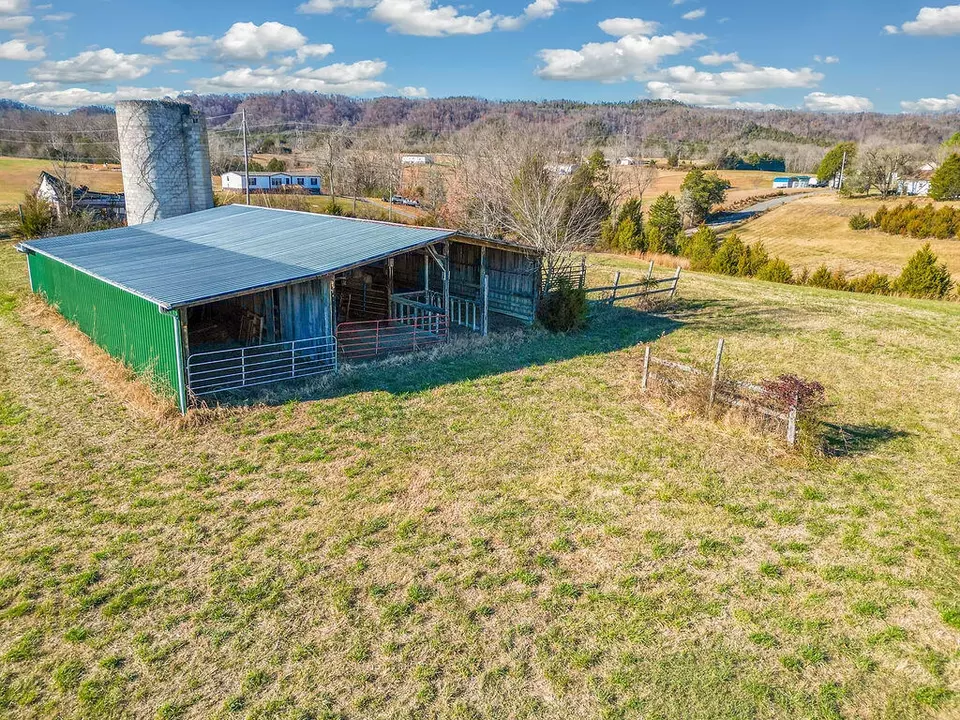 6 North Mount Sinai Road, Mosheim, TN 37818 6 Photos Movoto