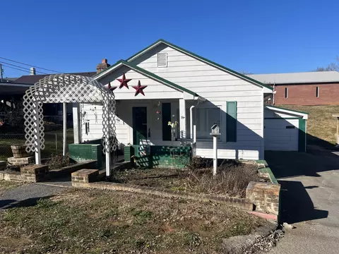 318 James Ave Bluff City Tn 37618, Bluff City, TN 37618