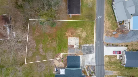 000 Ledford Street Elizabethton Tn 37643, Elizabethton, TN 37643