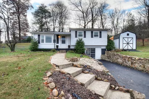 1809 Colonial Ridge Road Johnson City Tn 37604, Johnson City, TN 37604