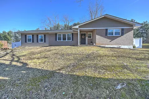 359 Lynnwood Drive Bristol Va 24201, Bristol, VA 24201