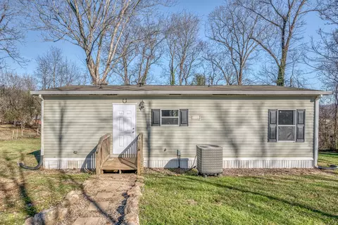 245 Twin Oaks Lane Bristol Tn 37620, Bristol, TN 37620