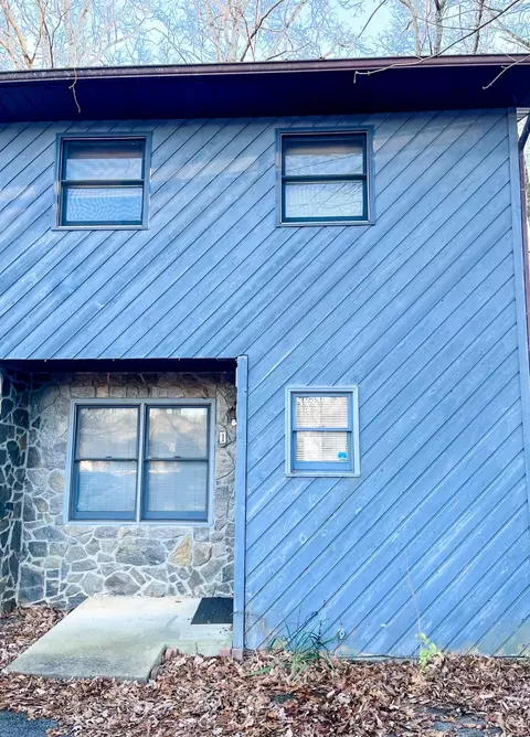 348 River Road A1 Bluff City Tn 37618, Bluff City, TN 37618