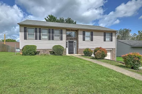 110 Daniels Way Johnson City Tn 37615, Johnson City, TN 37615