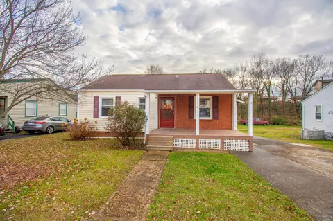 1329 Garden Drive Drive Kingsport Tn 37664, Kingsport, TN 37664