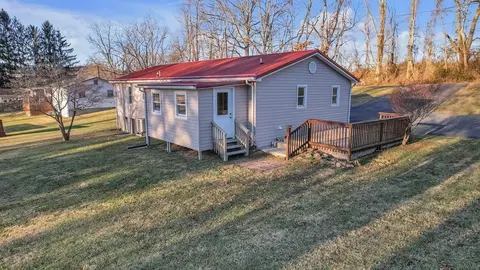 12478 Deerfield Lane Glade Spring Va 24340, Glade Spring, VA 24340 photo 6