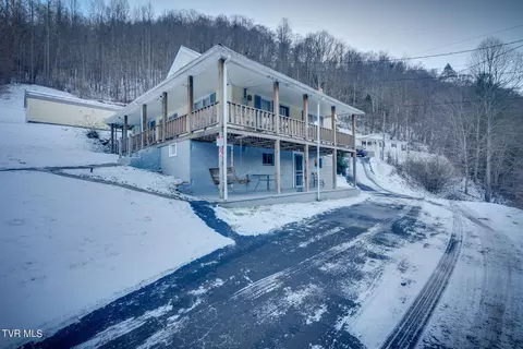 1028 Holiday Road Rowe Va 24646, Rowe, VA 24646