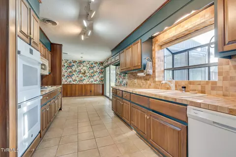 117 Pendleton Drive Bristol Tn 37620, Bristol, TN 37620 photo 14