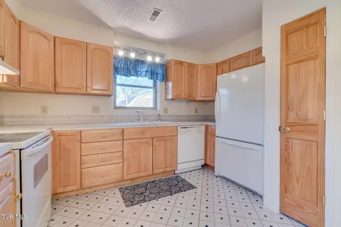 117 Pendleton Drive Bristol Tn 37620, Bristol, TN 37620 photo 55