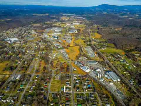 1901 E Fairview Avenue Johnson City Tn 37601, Johnson City, TN 37601 photo 8