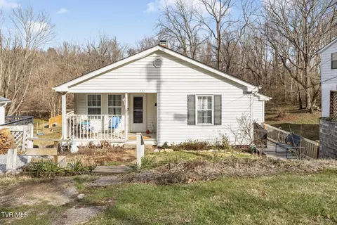 721 E Maple Street Johnson City Tn 37601, Johnson City, TN 37601 photo 2