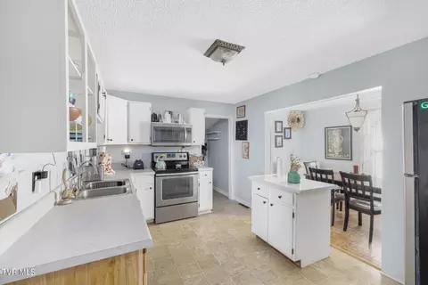 721 E Maple Street Johnson City Tn 37601, Johnson City, TN 37601 photo 9