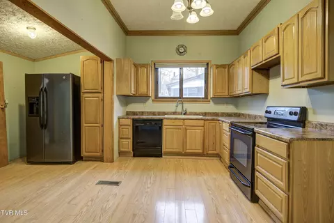 213 N Willow Avenue Erwin Tn 37650, Erwin, TN 37650 photo 12