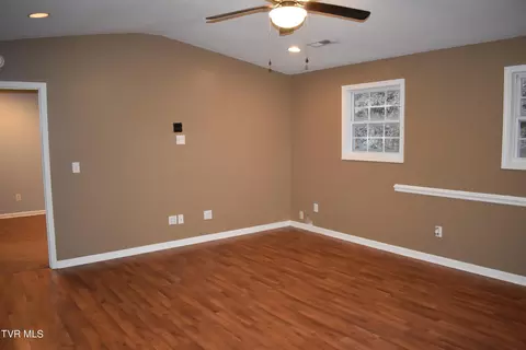 190 Walter Stevens Road Hampton Tn 37658, Hampton, TN 37658 photo 12