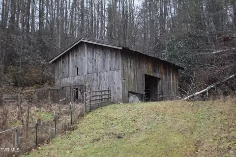 190 Walter Stevens Road Hampton Tn 37658, Hampton, TN 37658 photo 30