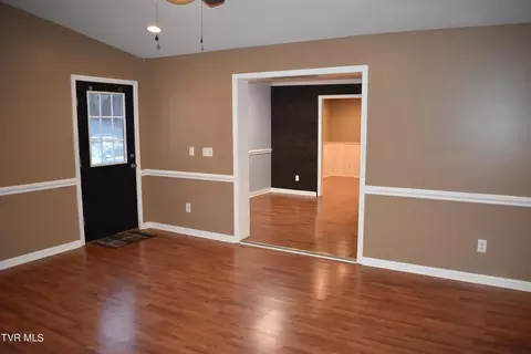 190 Walter Stevens Road Hampton Tn 37658, Hampton, TN 37658 photo 14