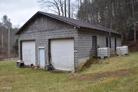 190 Walter Stevens Road Hampton Tn 37658, Hampton, TN 37658 photo 29