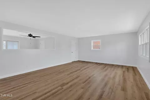 131 Circleview Drive Gray Tn 37615, Gray, TN 37615 photo 4