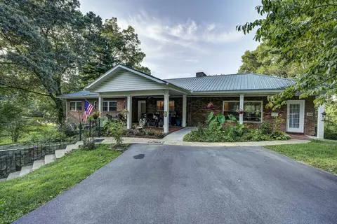 300 Castlewood Court Johnson City Tn 37601, Johnson City, TN 37601