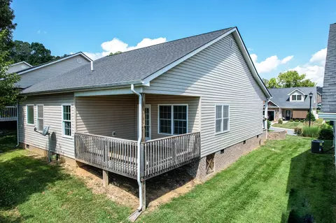 237 Piper Glen Johnson City Tn 37615, Johnson City, TN 37615 photo 8