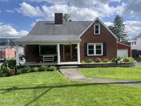 19 W Banner Street Lebanon Va 24266, Lebanon, VA 24266