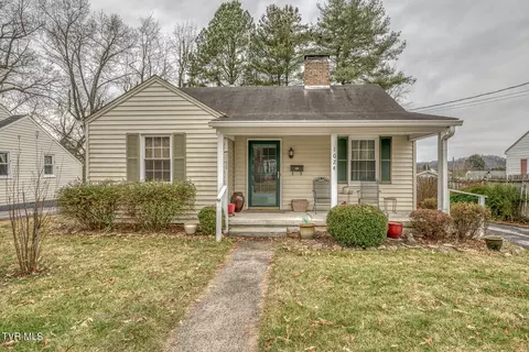 1024 Columbia Road Bristol Tn 37620, Bristol, TN 37620