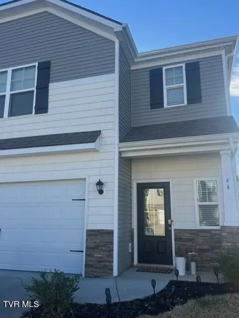 44 Thread Lane Johnson City Tn 37604, Johnson City, TN 37604