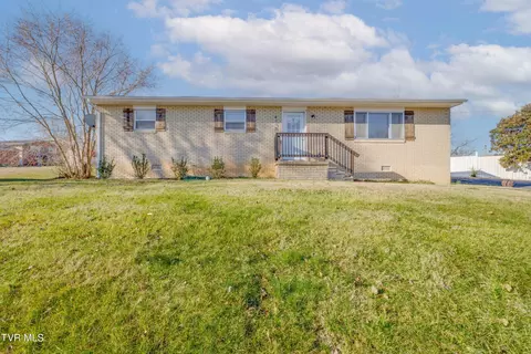 4113 Englewood Boulevard Johnson City Tn 37601, Johnson City, TN 37601