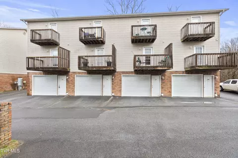 2305 S S Greenwood Drive Drive 26 Johnson City Tn 37604, Johnson City, TN 37604