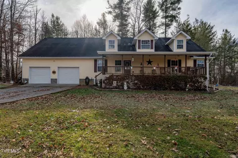 943 Vaughts Gap Road Mountain City Tn 37683, Mountain City, TN 37683