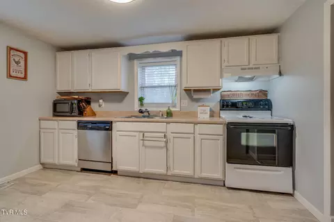 146 Barker Road Gray Tn 37615, Gray, TN 37615 photo 8