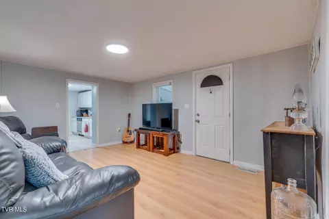 146 Barker Road Gray Tn 37615, Gray, TN 37615 photo 4