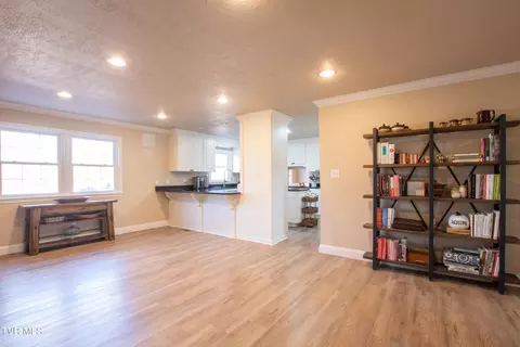 415 Robin Road Bristol Tn 37620, Bristol, TN 37620 photo 9