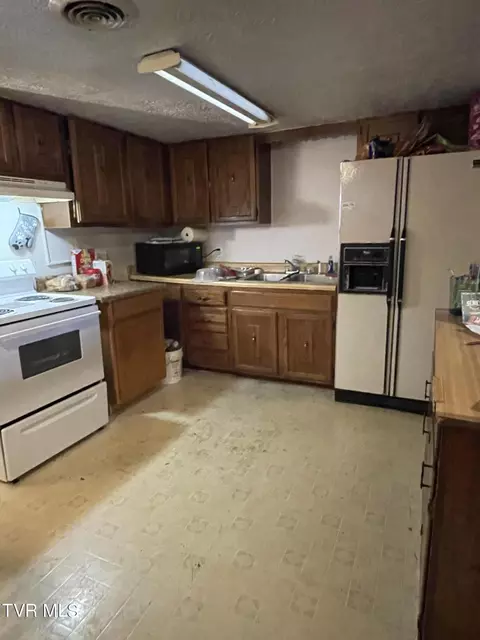 514 Griffith Way Erwin Tn 37650, Erwin, TN 37650 photo 3