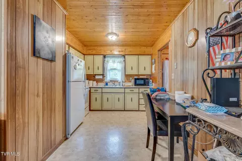 683 Vinton Avenue Erwin Tn 37650, Erwin, TN 37650 photo 10
