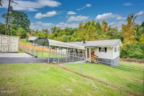 683 Vinton Avenue Erwin Tn 37650, Erwin, TN 37650 photo 3