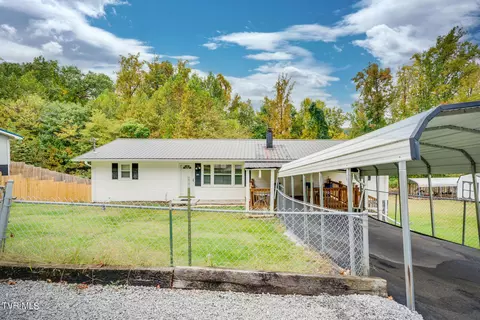 683 Vinton Avenue Erwin Tn 37650, Erwin, TN 37650 photo 2